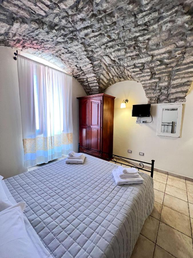 La Vecchia Torre Hotell Bosa Eksteriør bilde
