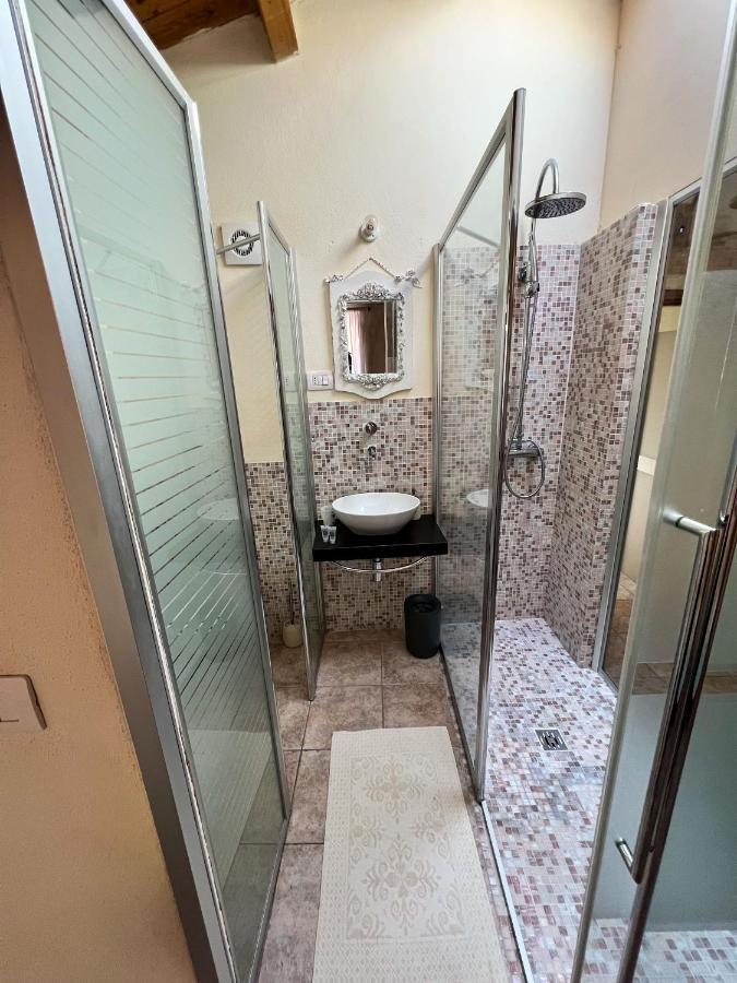 La Vecchia Torre Hotell Bosa Eksteriør bilde