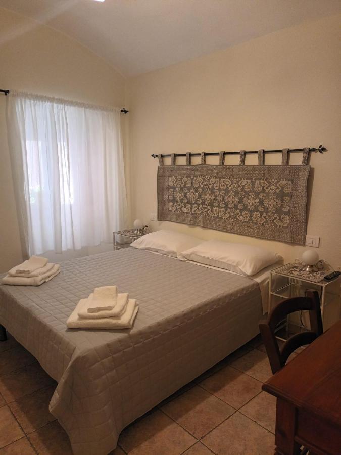 La Vecchia Torre Hotell Bosa Eksteriør bilde